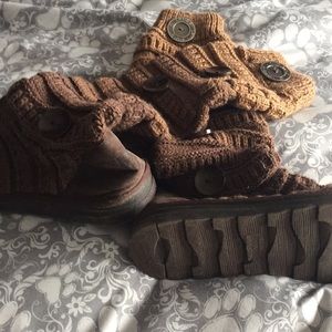 excellent condition boots